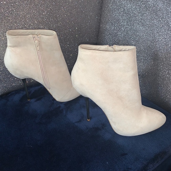 Cream Ankle Booties with Gold Heel - Picture 5 of 11